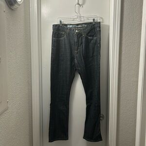 Tommy Hilfiger Straight 32/30 Dark Wash Jeans